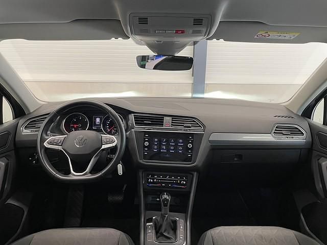 Gebraucht VW Tiguan Life 150 PS (110 kW) 2022 Grau SUV