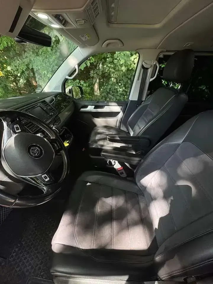 Gebraucht VW Multivan Highline 199 PS (146 kW) 2018 Weiß Van / Kleinbus