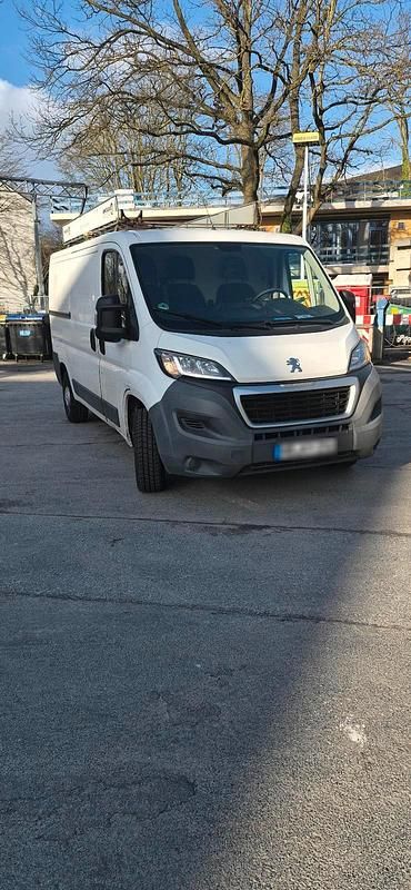 Gebraucht Peugeot Boxer 110 PS (80 kW) 2015 Weiß Van