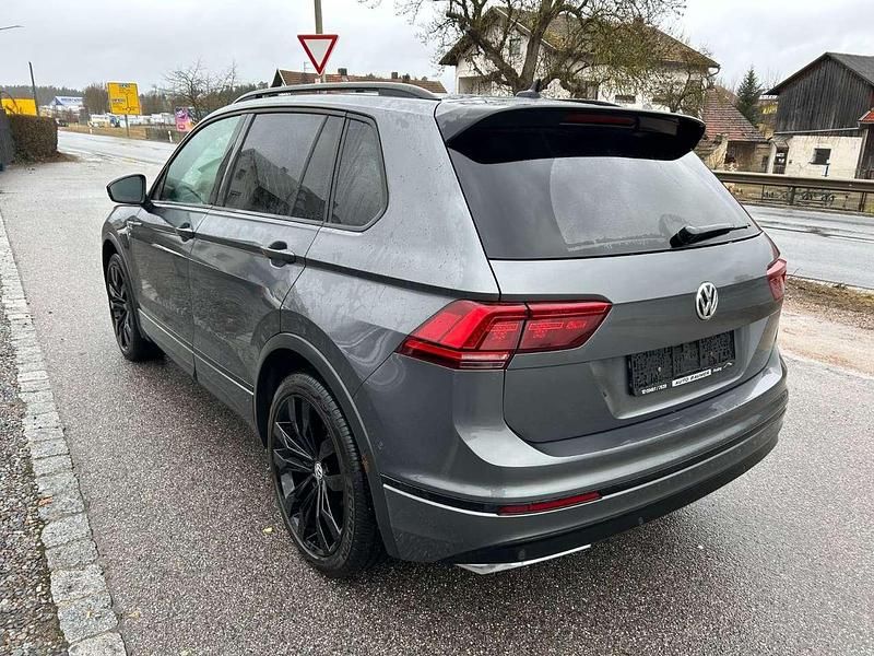 Gebraucht VW Tiguan Highline 239 PS (175 kW) 2020 Grau SUV