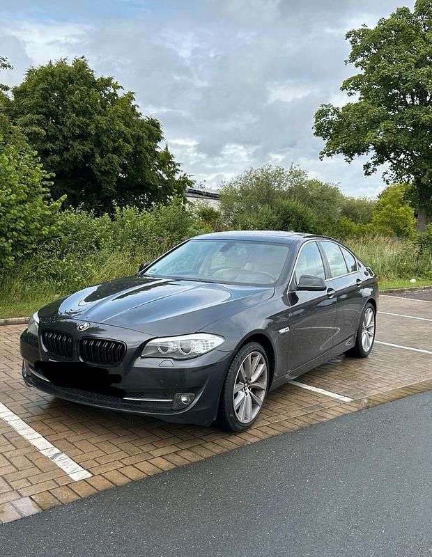 Grau Gebraucht 2011 BMW 535 Limousine | 14.500 € (Guter Preis) - Bild 1/4