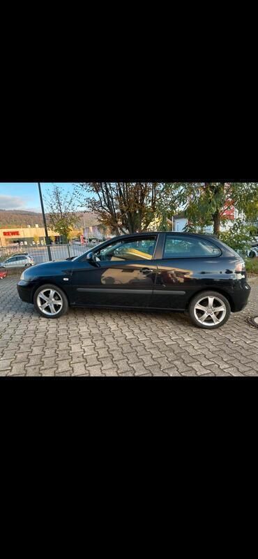 Schwarz Gebraucht 2006 Seat Ibiza Coupé | 1.450 € - Bild 1/4