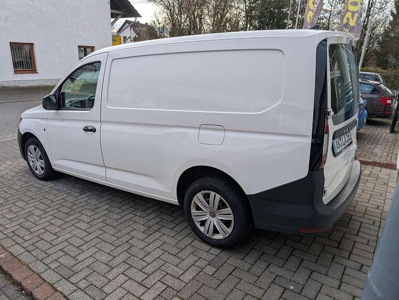 Gebraucht VW Caddy 102 PS (75 kW) 2024 Weiß Van / Kleinbus