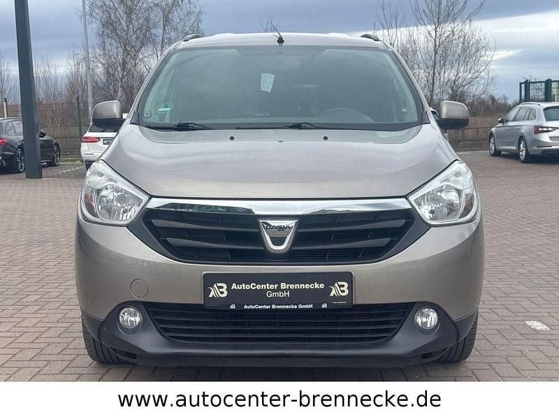 Gebraucht Dacia Lodgy Lauréate 83 PS (61 kW) 2015 Braun Van / Kleinbus