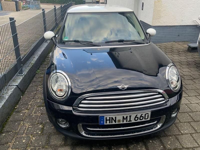 Gebraucht Mini Cooper 122 PS (89 kW) 2011 Schwarz Kleinwagen