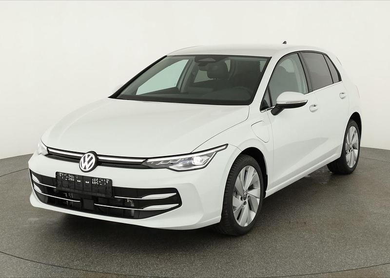 Pure white Neu 2025 VW Golf VIII Style | 38.445 € (Guter Preis) - Bild 1/4