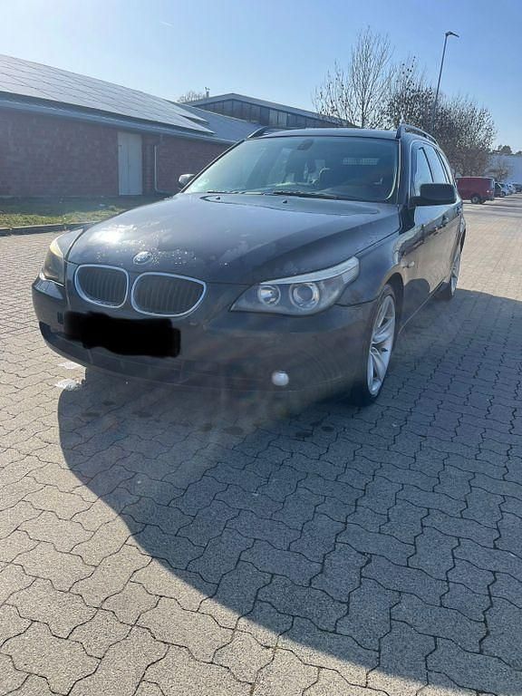 Gebraucht BMW 525 177 PS (130 kW) 2004 Schwarz Kombi