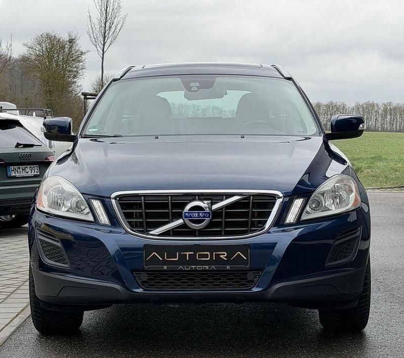 Gebraucht Volvo XC60 Ocean Race 163 PS (119 kW) 2012 Blau SUV