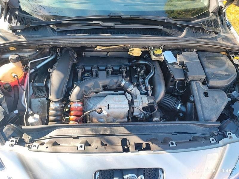 Gebraucht Peugeot 308 Premium 156 PS (114 kW) 2011 Silber Limousine