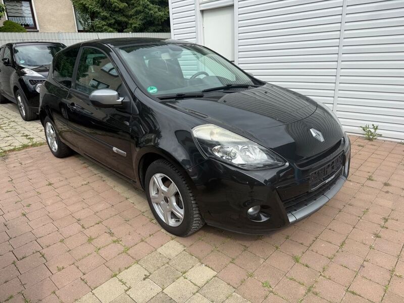 Schwarz Gebraucht 2010 Renault Clio II Limousine | 1.650 € (Guter Preis) - Bild 1/4