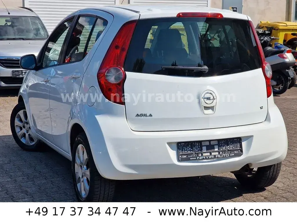 Gebraucht Opel Agila Edition 86 PS (63 kW) 2009 Weiß Kleinwagen