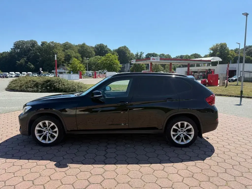 Gebraucht BMW X1 Sport Line 143 PS (105 kW) 2014 Schwarz SUV