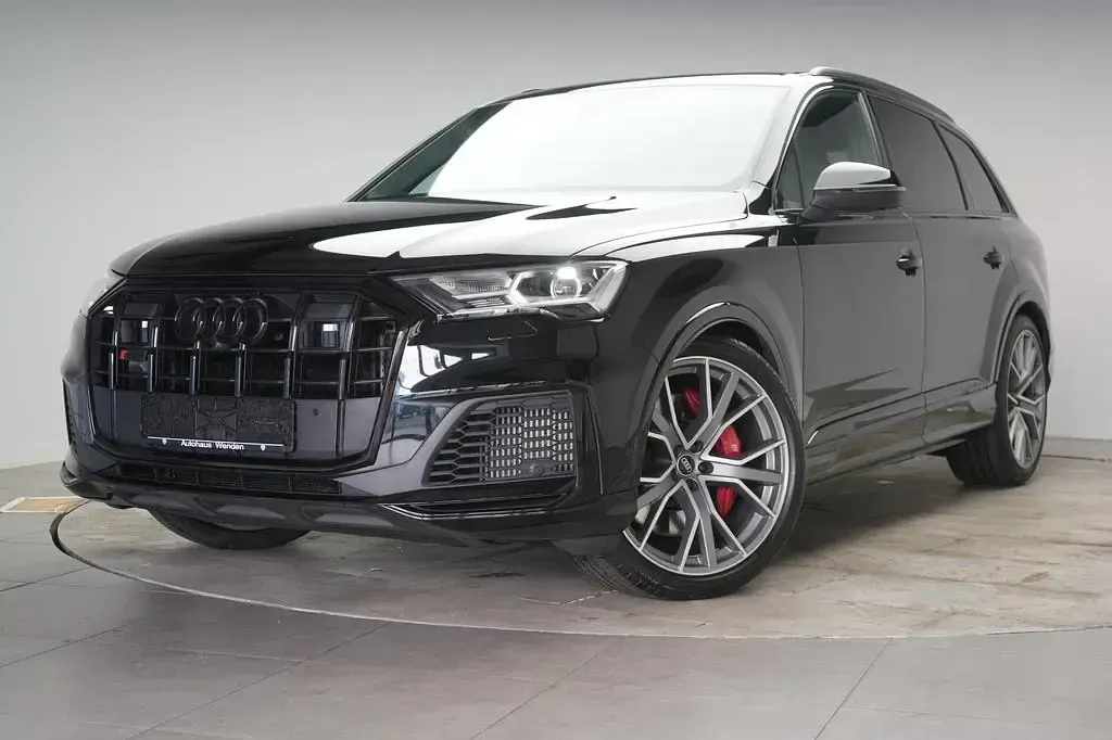 Gebraucht Audi SQ7 Competition 507 PS (372 kW) 2022 Mythos black SUV
