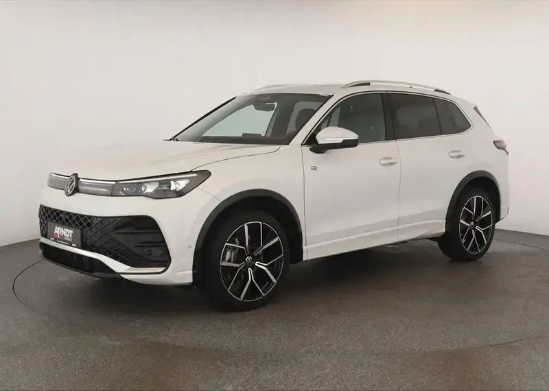 Weiß Gebraucht 2024 VW Tiguan R-line SUV | 48.484 € (Superpreis) - Bild 1/4