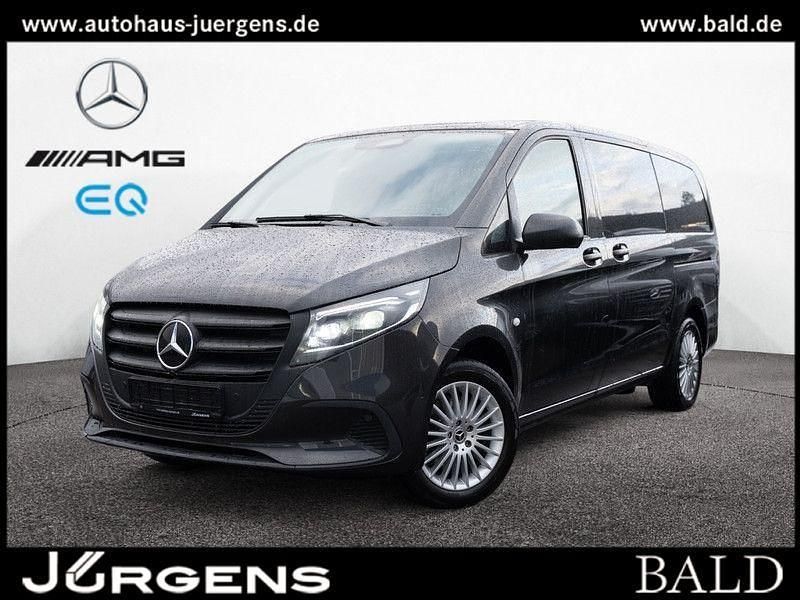 Grau graphitgrau metallic Gebraucht 2024 Mercedes Vito Van / Kleinbus | 49.240 € - Bild 1/4