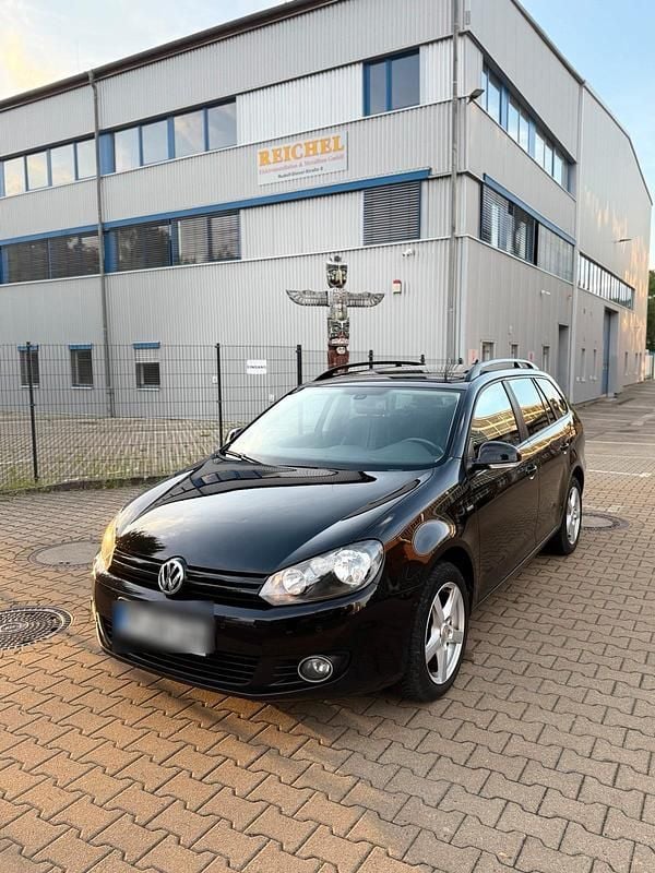 Schwarz Gebraucht 2013 VW Golf VI Match Kombi | 4.499 € (Superpreis) - Bild 1/4