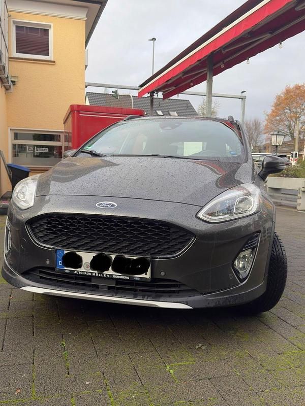 Grau Gebraucht 2020 Ford Fiesta Active X Kleinwagen | 10.100 € (Guter Preis) - Bild 1/4
