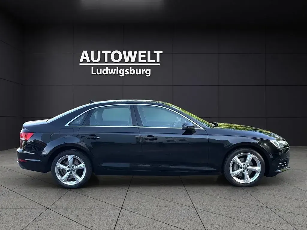 Gebraucht Audi A4 Sport 190 PS (139 kW) 2016 Schwarz Limousine