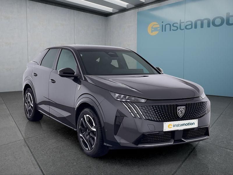 Neu Peugeot e-3008 GT 156 kW (213 PS) 2025 Grau SUV