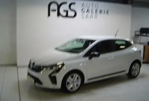 Gebraucht Renault Clio V Evolution 91 PS (66 kW) 2024 Arktisweiß (weiss) Limousine