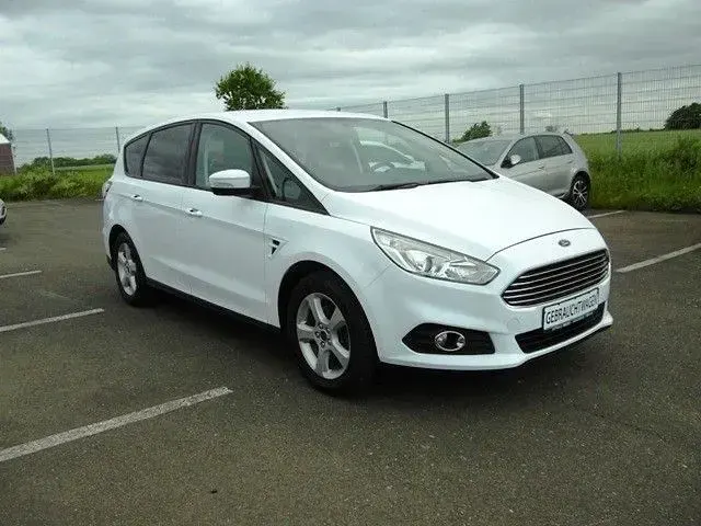 Gebraucht Ford S-MAX Trend 160 PS (117 kW) 2016 Weiß Van / Kleinbus
