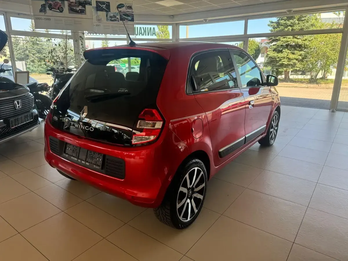 Gebraucht Renault Twingo Luxe 71 PS (52 kW) 2015 Rot Kleinwagen