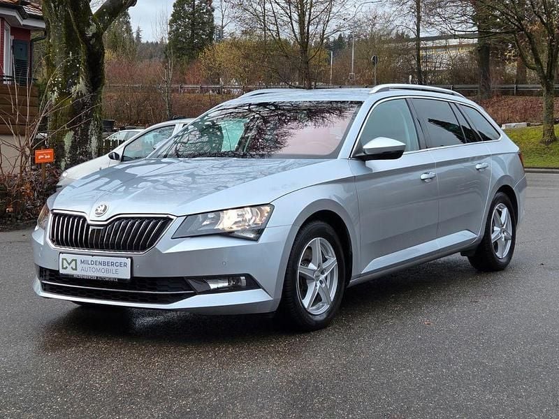 Gebraucht Skoda Superb Ambition 150 PS (110 kW) 2015 Silber Kombi