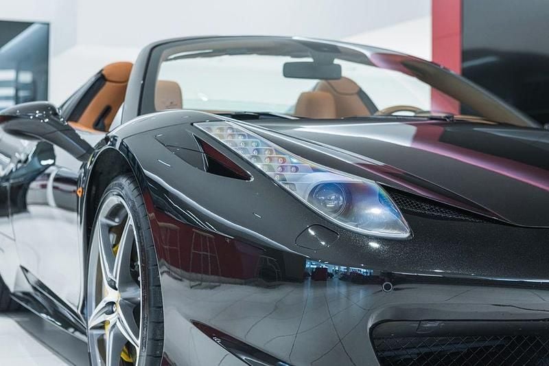 Gebraucht Ferrari 458 570 PS (419 kW) 2012 Schwarz Cabrio