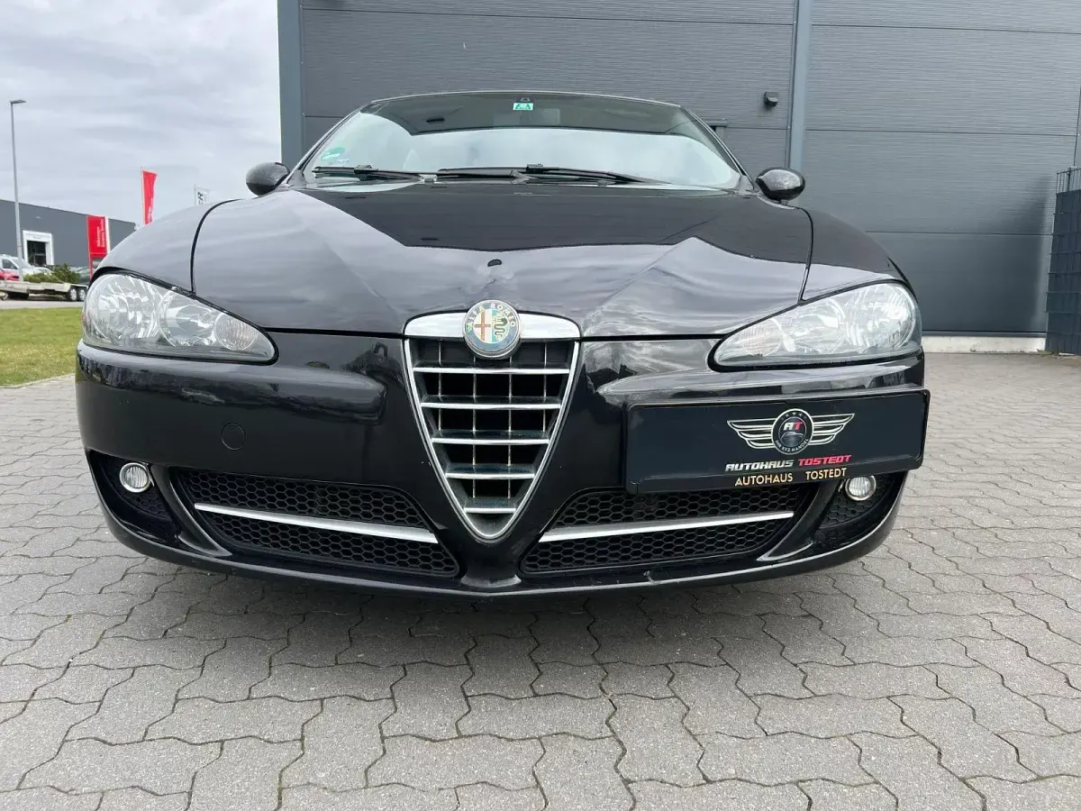Gebraucht Alfa Romeo 147 105 PS (77 kW) 2009 Schwarz Kleinwagen