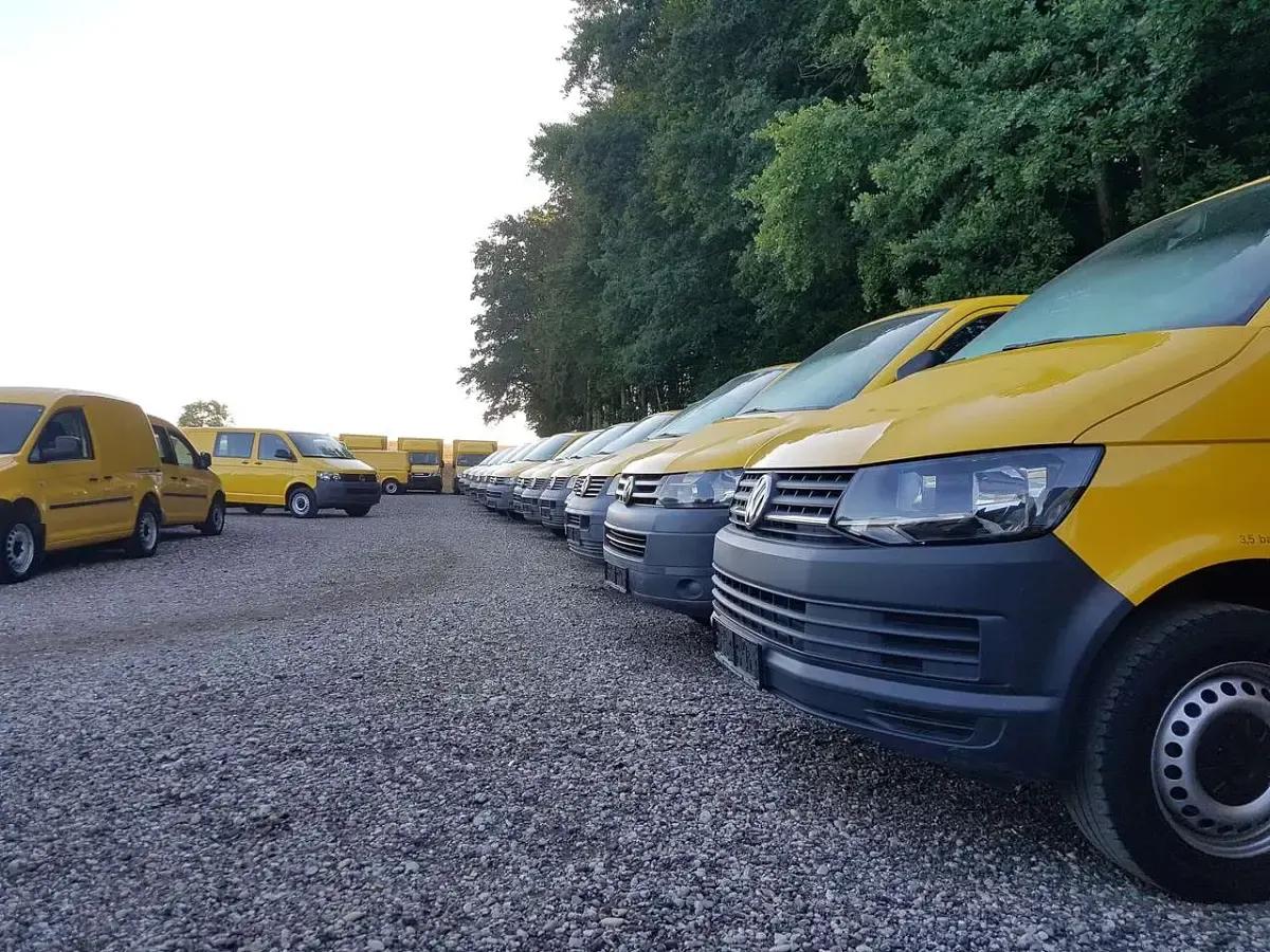 Gebraucht VW T5 84 PS (61 kW) 2013 Gelb Van