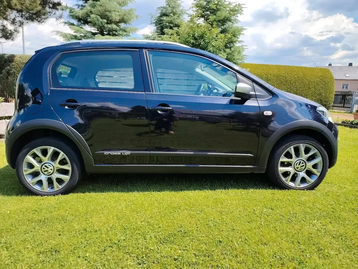 Gebraucht VW up! 75 PS (55 kW) 2014 Schwarz Kleinwagen