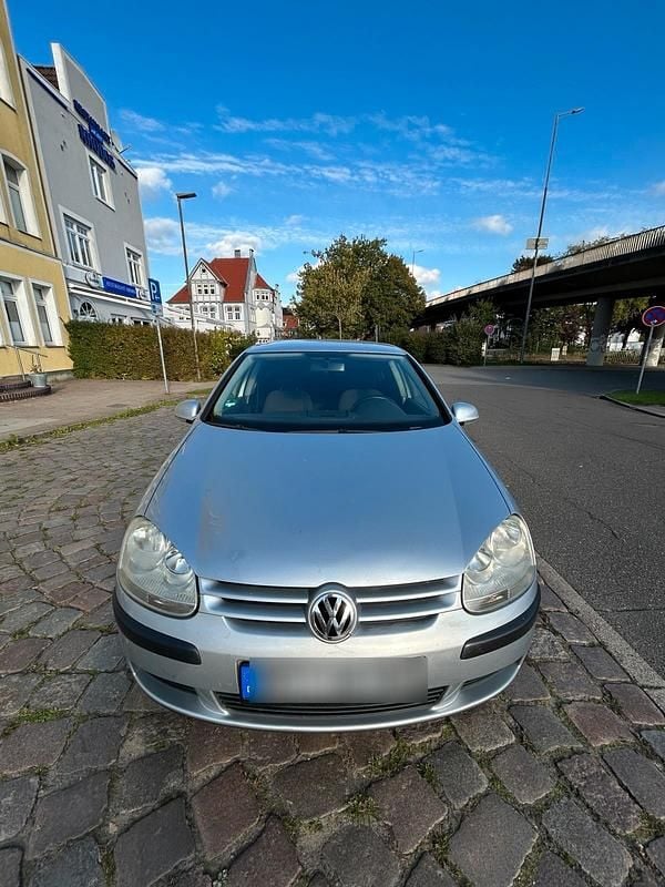 Silber Gebraucht 2005 VW Golf V Kleinwagen | 2.999 € (Fairer Preis) - Bild 1/4
