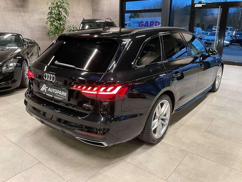 Gebraucht Audi A4 S-Line 265 PS (194 kW) 2023 Mythosschwarz Kombi