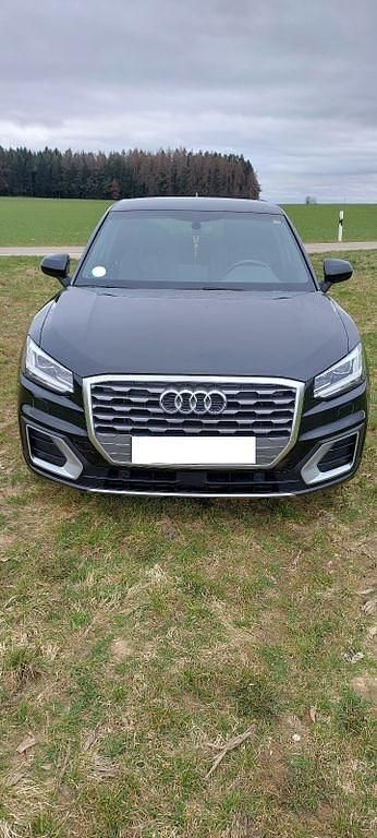 Gebraucht Audi Q2 Sport 150 PS (110 kW) 2019 Schwarz SUV