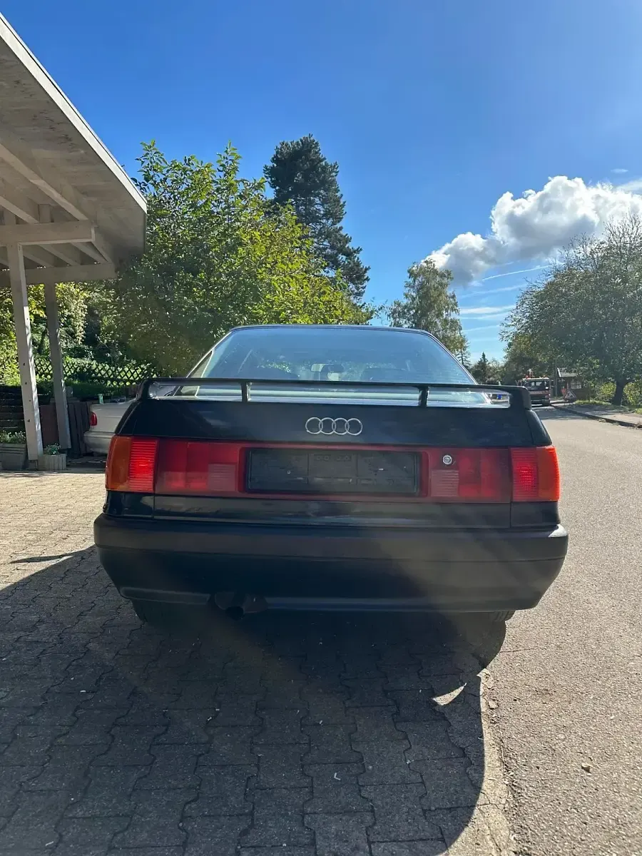 Brugt Audi 80 90 HK (66 kW) 1989 Blå Sedan