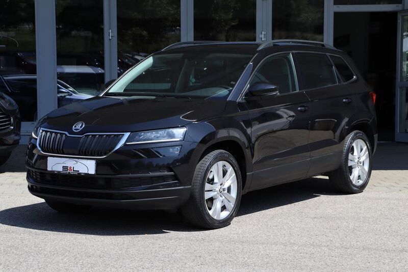 Schwarzmagic perleffekt Gebraucht 2022 Skoda Karoq Style SUV | 20.990 € - Bild 1/4