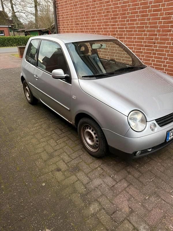 Silber Gebraucht 2004 VW Lupo Kleinwagen | 330 € (Superpreis) - Bild 1/4