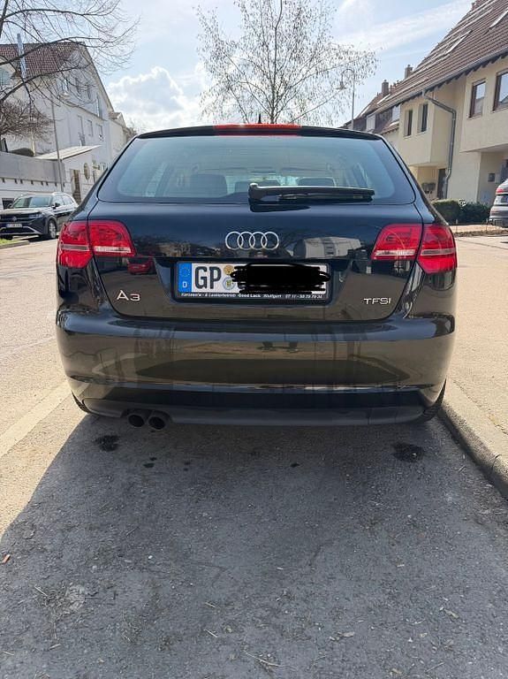 Gebraucht Audi A3 Attraction 125 PS (91 kW) 2010 Schwarz Kleinwagen