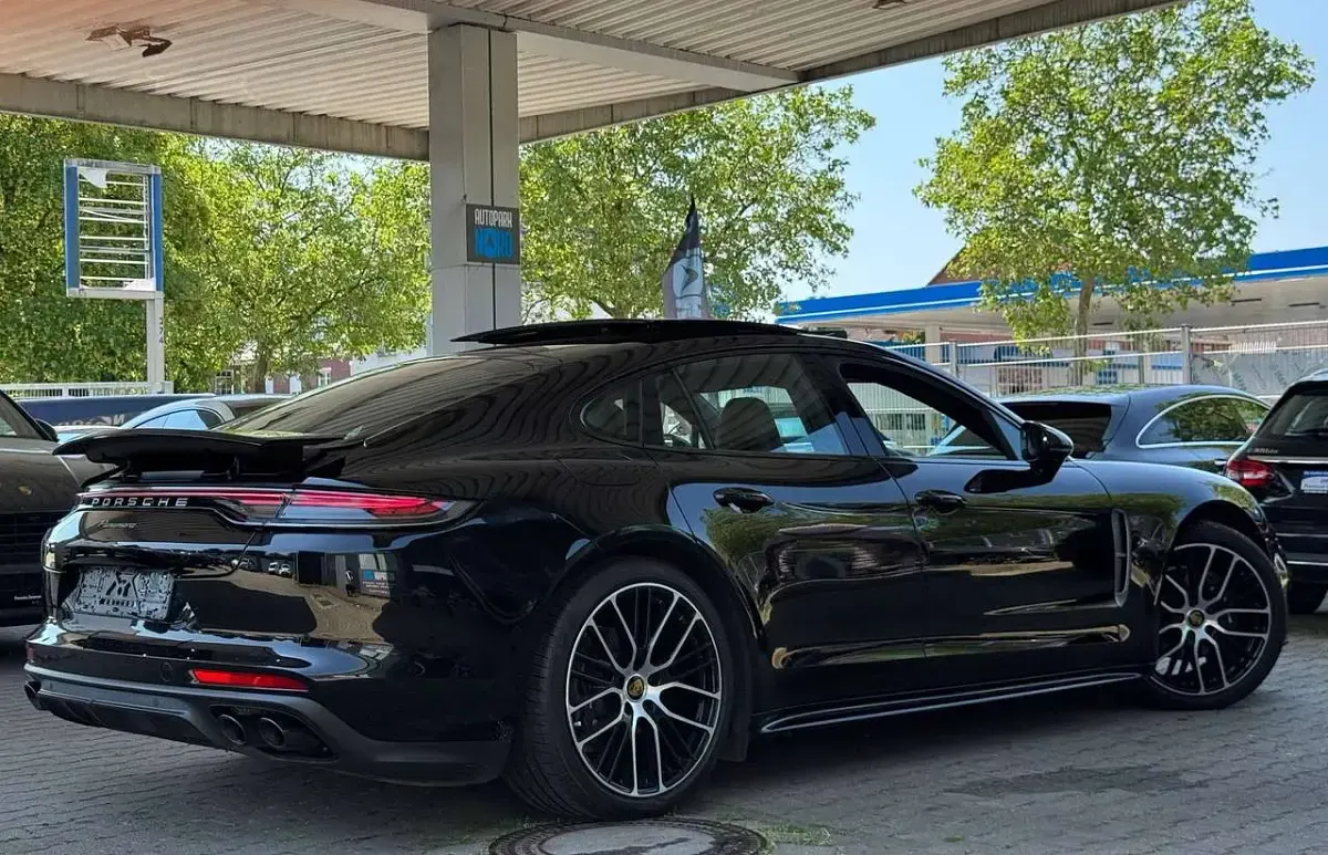 Gebraucht Porsche Panamera Platinum Edition 330 PS (242 kW) 2023 Schwarz Kleinwagen
