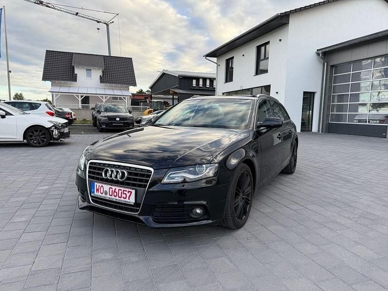 Schwarz Gebraucht 2011 Audi A4 Ambition Kombi | 6.999 € (Fairer Preis) - Bild 1/4