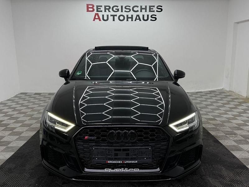 Gebraucht Audi RS3 Ambiente 400 PS (294 kW) 2019 Schwarz Limousine
