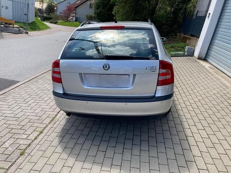 Gebraucht Skoda Octavia 116 PS (85 kW) 2007 Silber Kombi