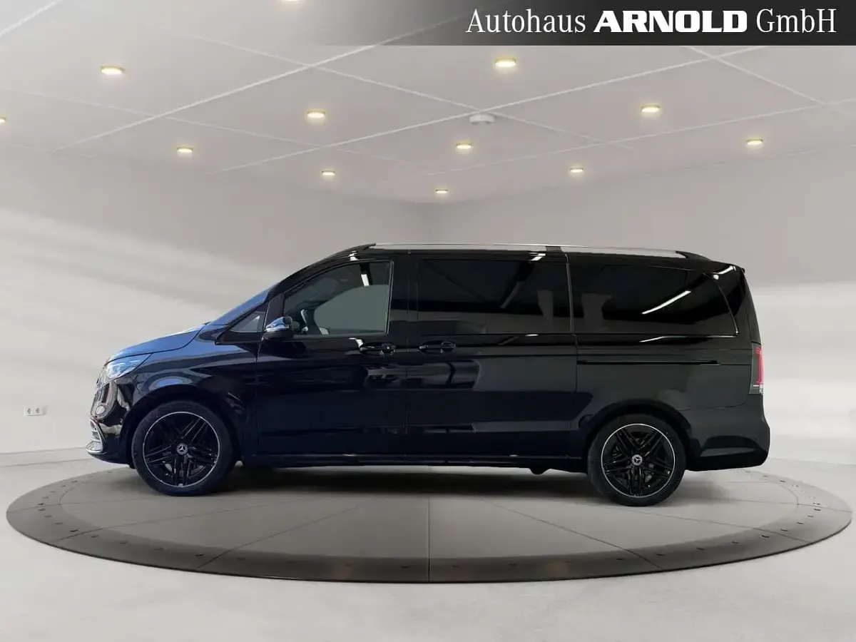 Gebraucht Mercedes V250 Style 190 PS (139 kW) 2025 Obsidianschwarz Van / Kleinbus