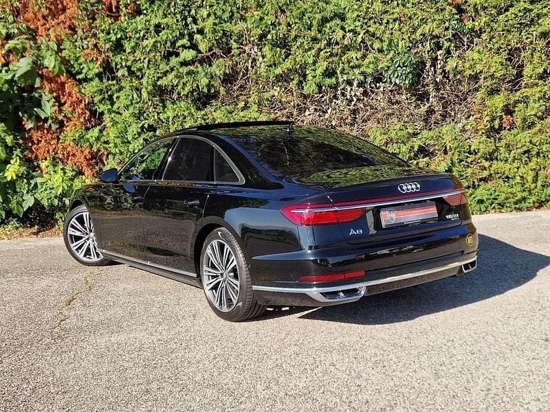 Gebraucht Audi A8 Sport 286 PS (210 kW) 2020 Mythosschwarz metallic Limousine
