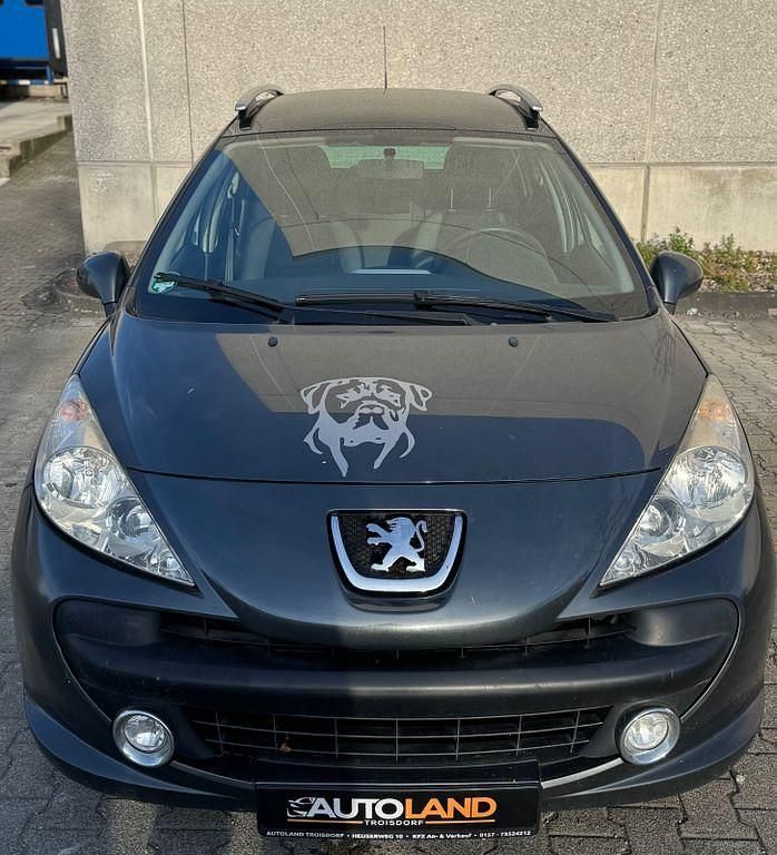 Gebraucht Peugeot 207 Urban Move 95 PS (69 kW) 2009 Grau Kombi