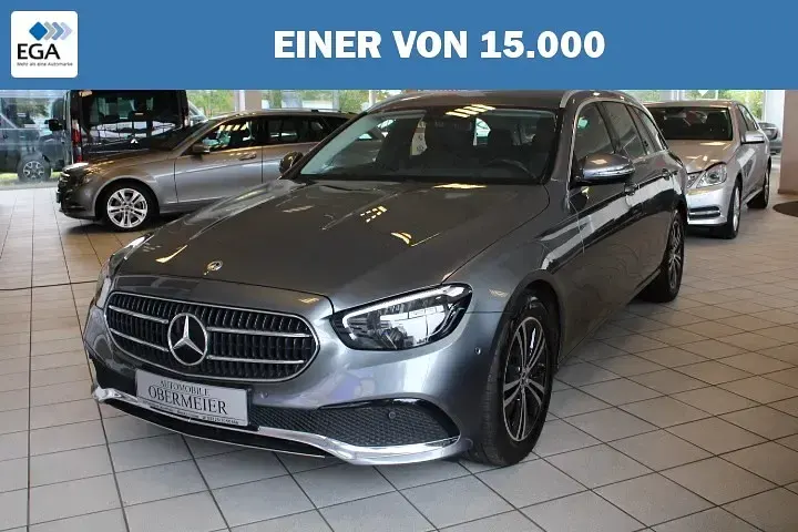 Gebraucht Mercedes E200 Avantgarde 197 PS (144 kW) 2021 Grau metallic