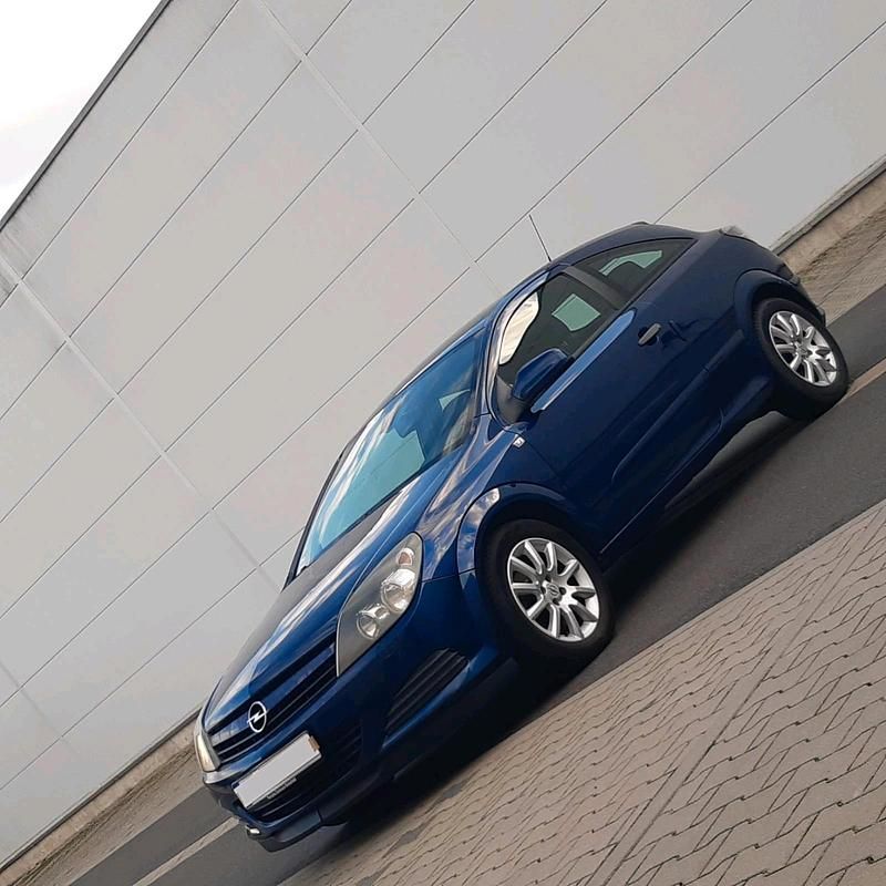 Blau Gebraucht 2005 Opel Astra GTC Coupé | 2.600 € (Guter Preis) - Bild 1/4
