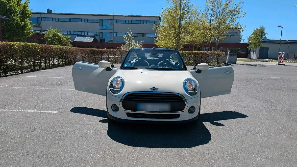 Gebraucht Mini ONE 102 PS (75 kW) 2020 Andere farben Kleinwagen