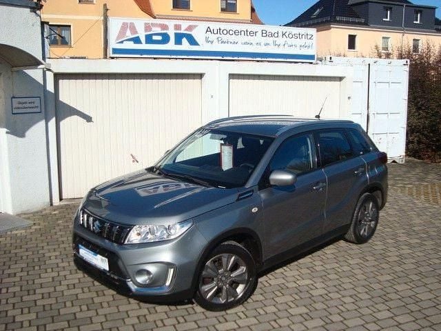 Używany Suzuki Vitara 111 KM (81 kW) 2019 Szary SUV