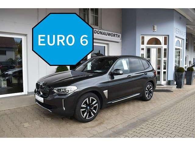 Gebraucht BMW iX3 Shadowline 210 kW (286 PS) 2021 Grau metallic SUV